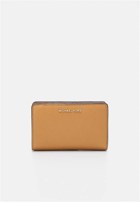 snap wallet michael kors|Michael Kors Wallet sale outlet.